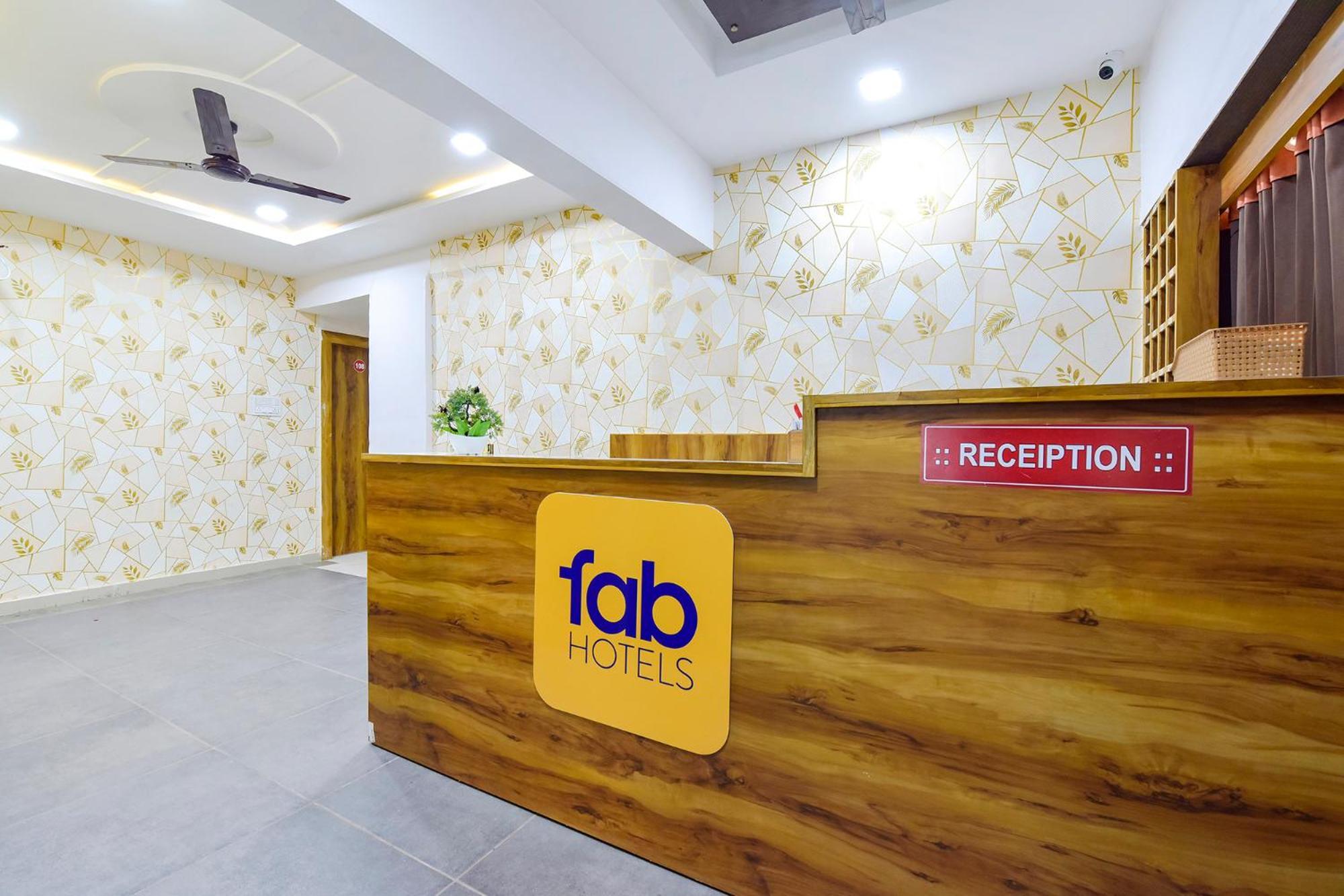 Fabhotel Star Ahmedabad Exteriör bild