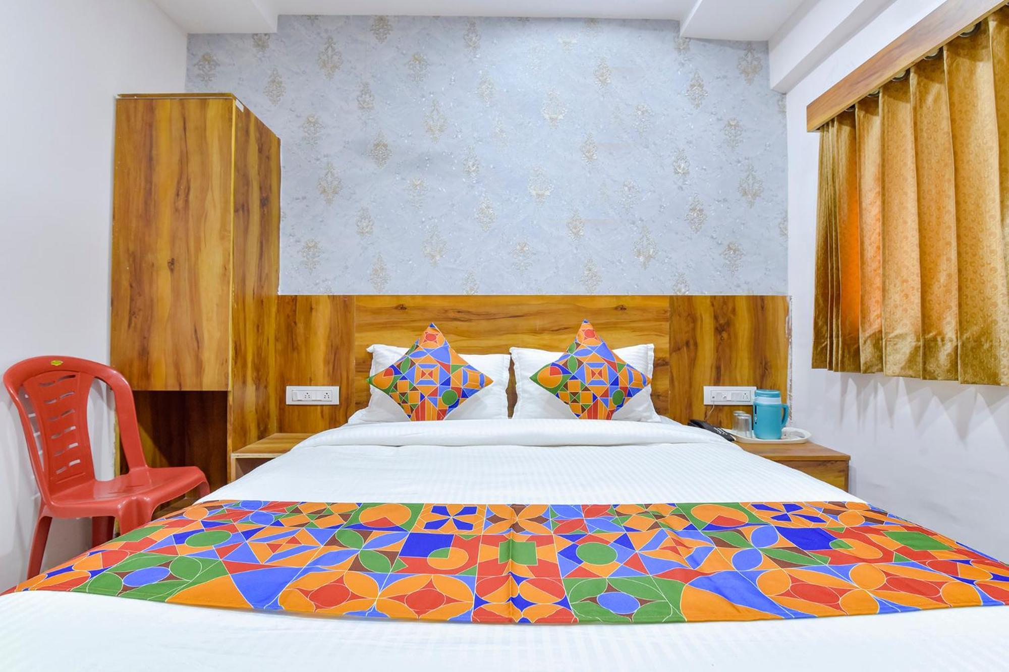 Fabhotel Star Ahmedabad Exteriör bild
